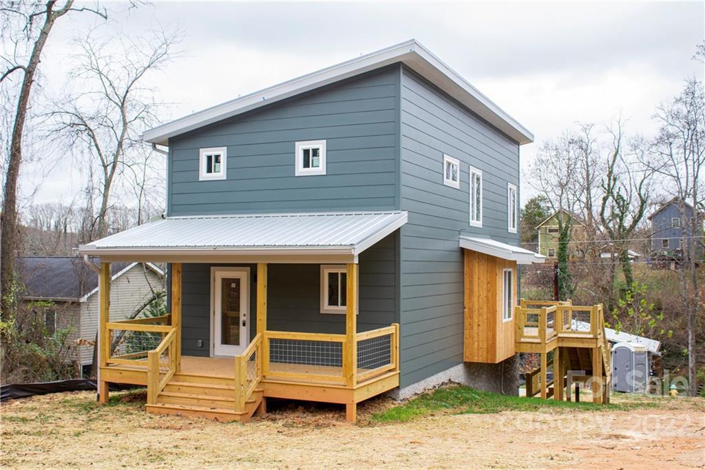 57 Moore Ave., Asheville, NC 28806
