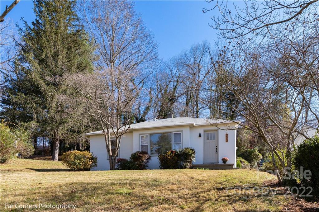 273 Bear Creek Rd., Asheville, NC 28806
