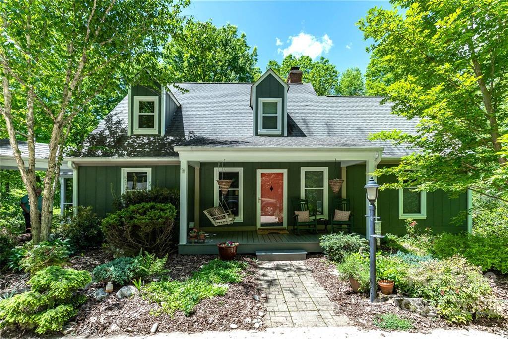 85 Timberlane Cir., Pisgah Forest, NC 28768