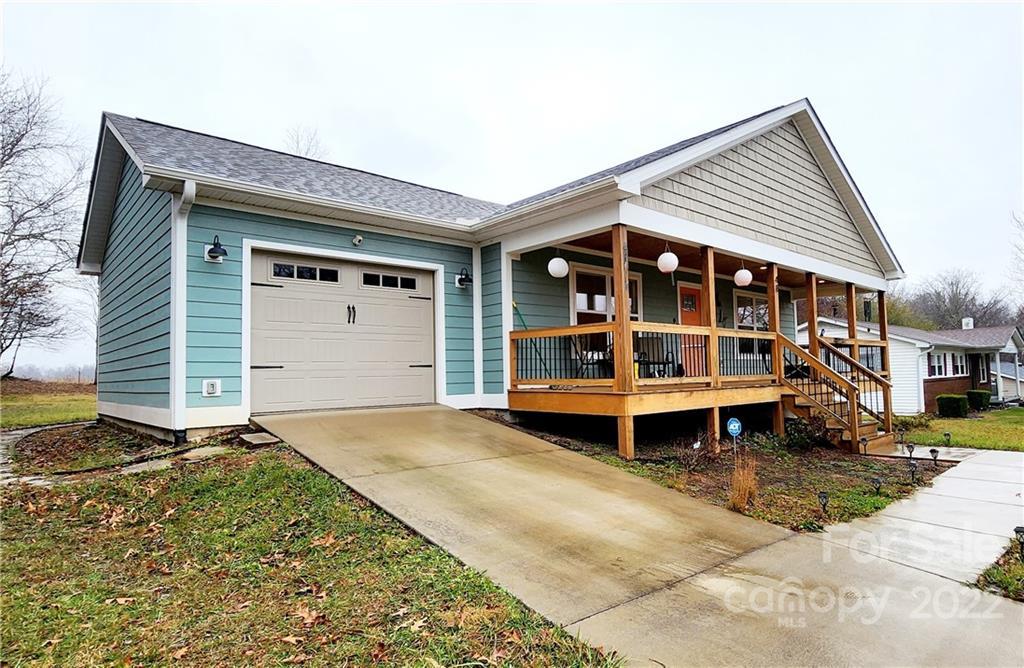 48 Tipperary Dr., Asheville, NC 28806