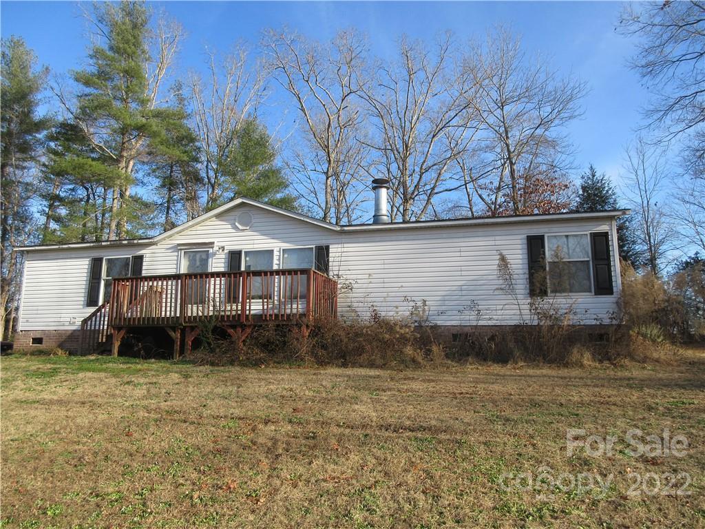 2180 Brady Ln., Hickory, NC 28601