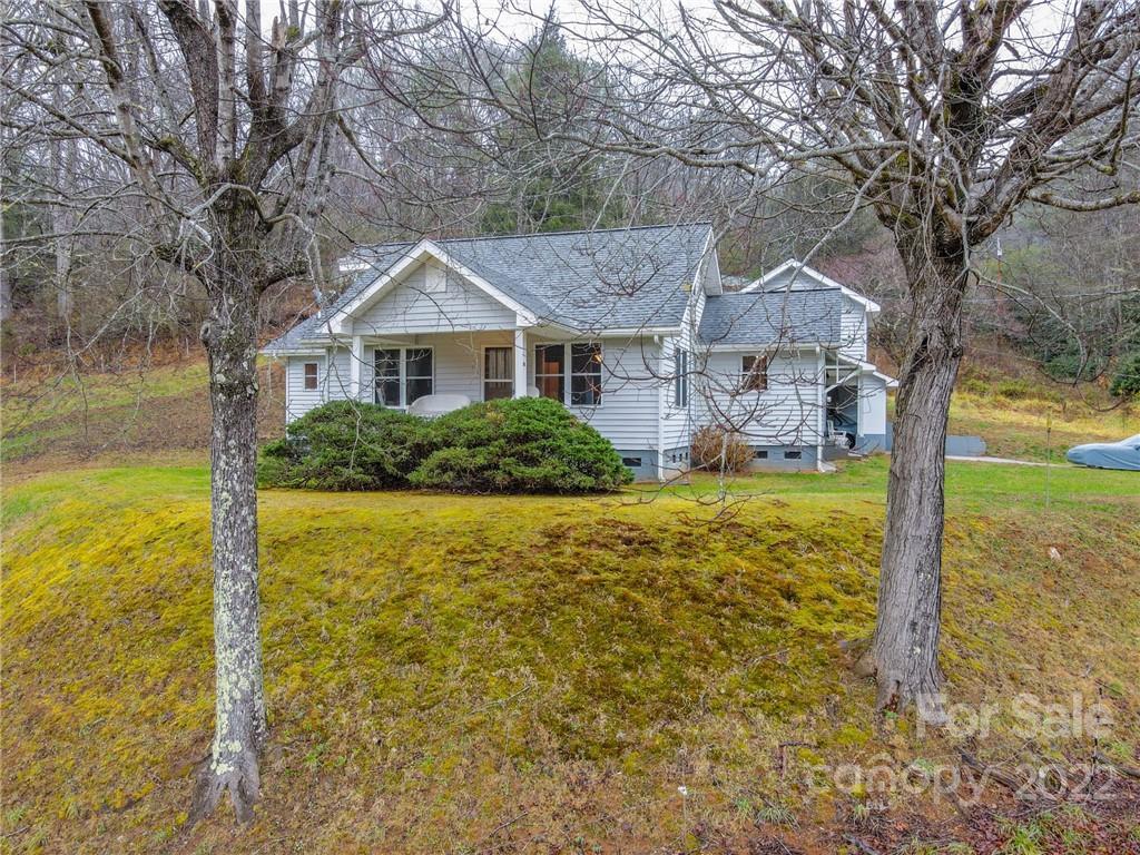 69 Early Deitz Rd., Sylva, NC 28779
