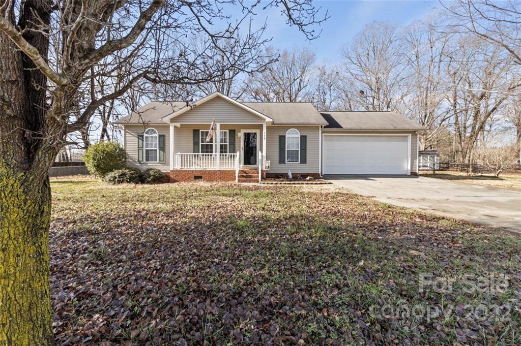 119 Triple Oaks Ln., Statesville, NC 28625