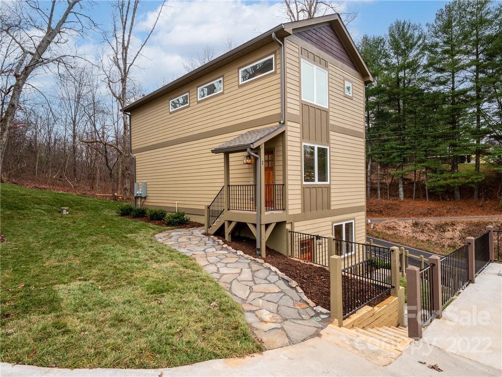 1 Powers Dr., Asheville, NC 28806