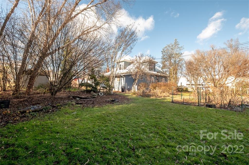 TBD Whitmire St. #B, Brevard, NC 28712
