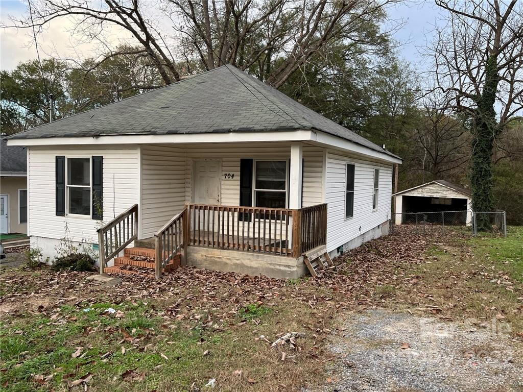 704 Pear St., Gastonia, NC 28054