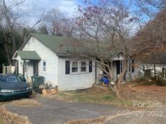 718 Cline Ave., Newton, NC 28658