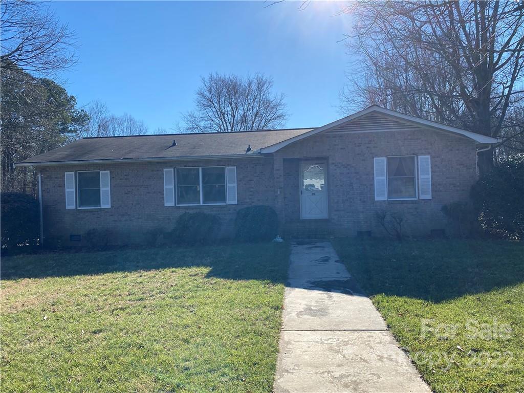 802 Ferncliff Dr., Mooresville, NC 28115