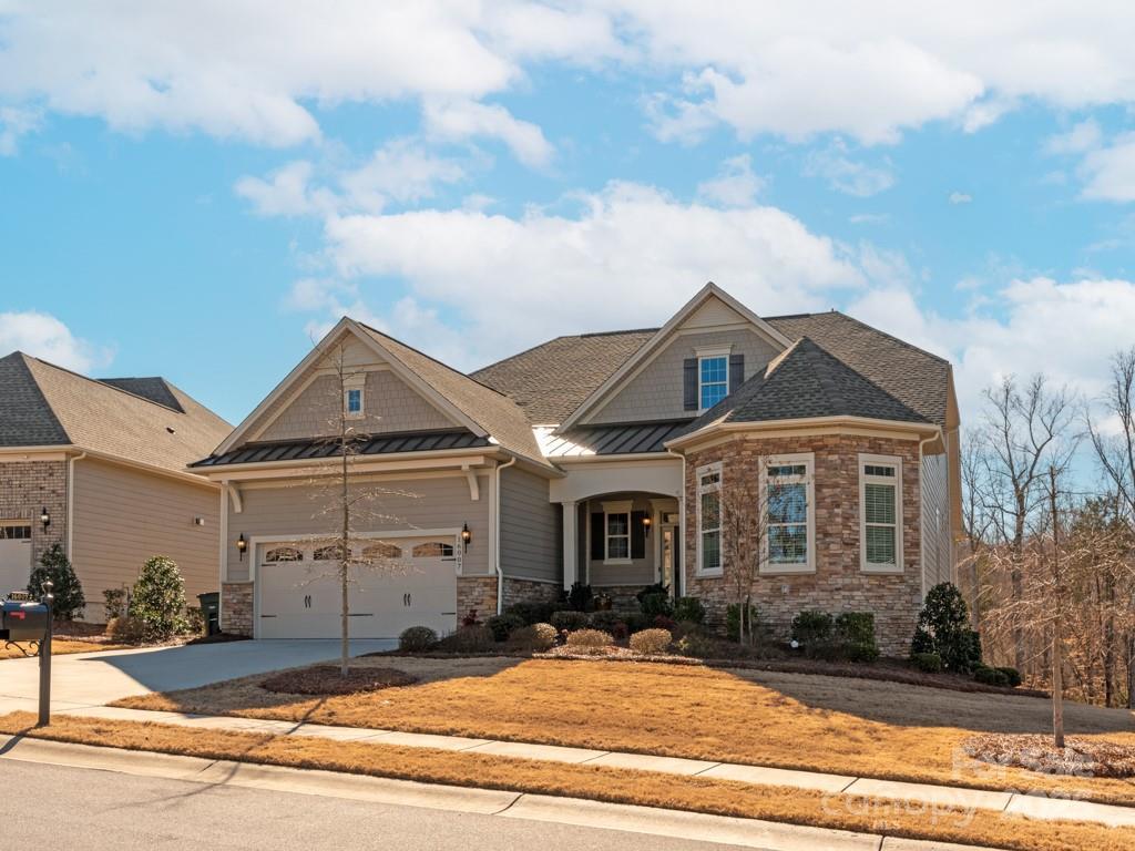 16007 Vale Ridge Dr., Charlotte, NC 28278