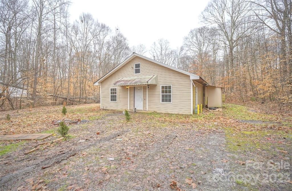 175 Holiday Dr., Lexington, NC 27295