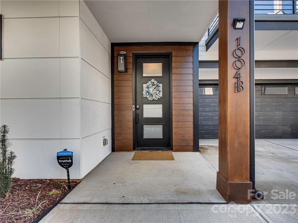 1004 Westbrook Dr. #B, Charlotte, NC 28202