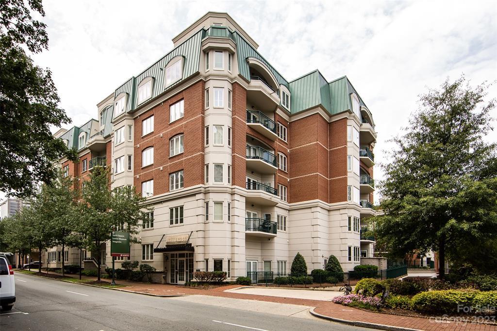 401 Church St. #306, Charlotte, NC 28202