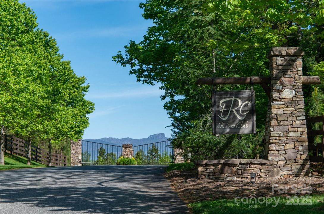 2151 River Bend Ln., Morganton, NC 28655