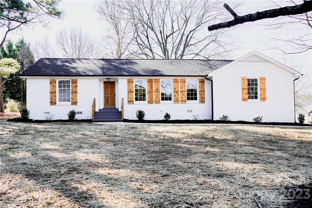 3640 Joel Turner Dr., Charlotte, NC 28216