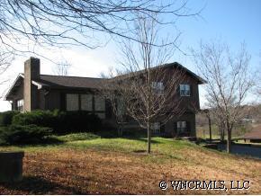 401 Crest Road, Hendersonville, NC 28726