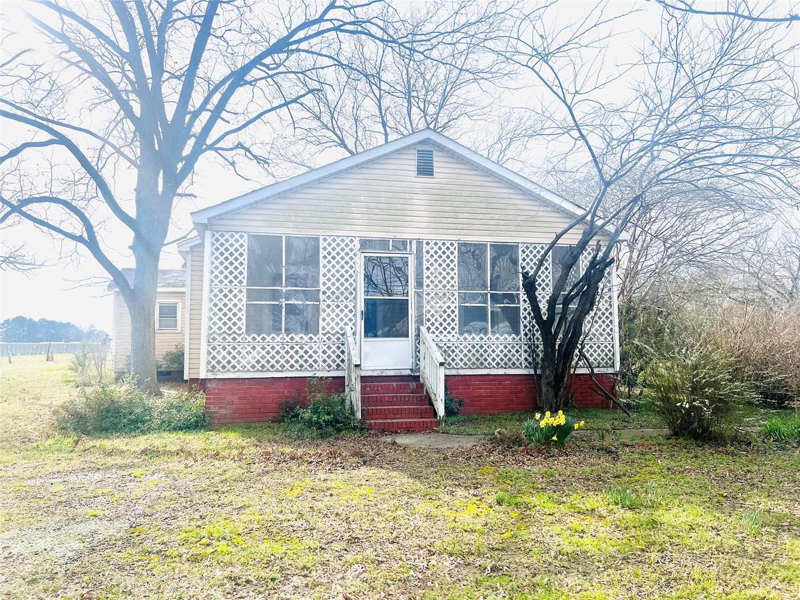 200 Secrest Ave., Monroe, NC 28112