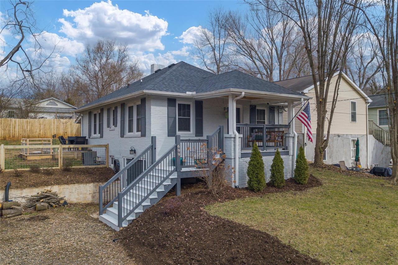 699 Reed St., Asheville, NC 28803