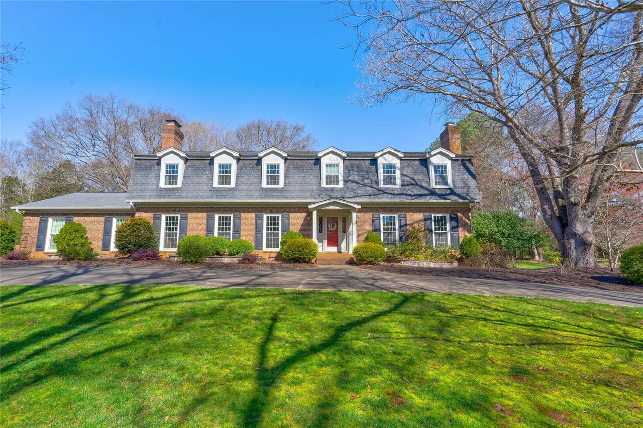 1233 Brookwood Dr., Shelby, NC 28150