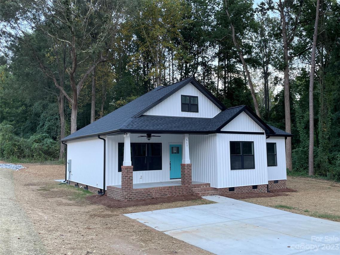 517 Wilson St., Stanley, NC 28164