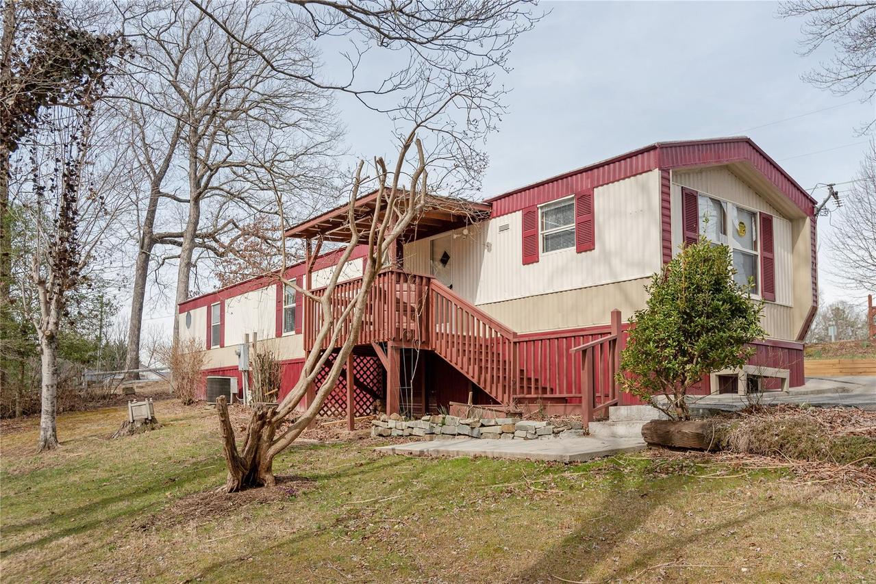 2 N Mockingbird Ln., Arden, NC 28704