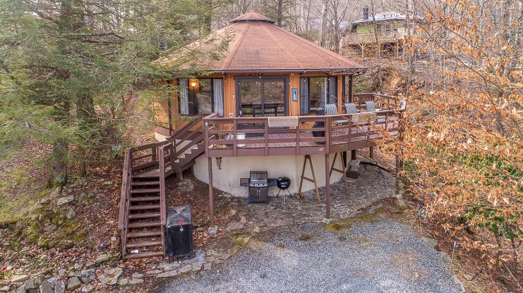 105 Cricket Way, Beech Mountain, NC 28604