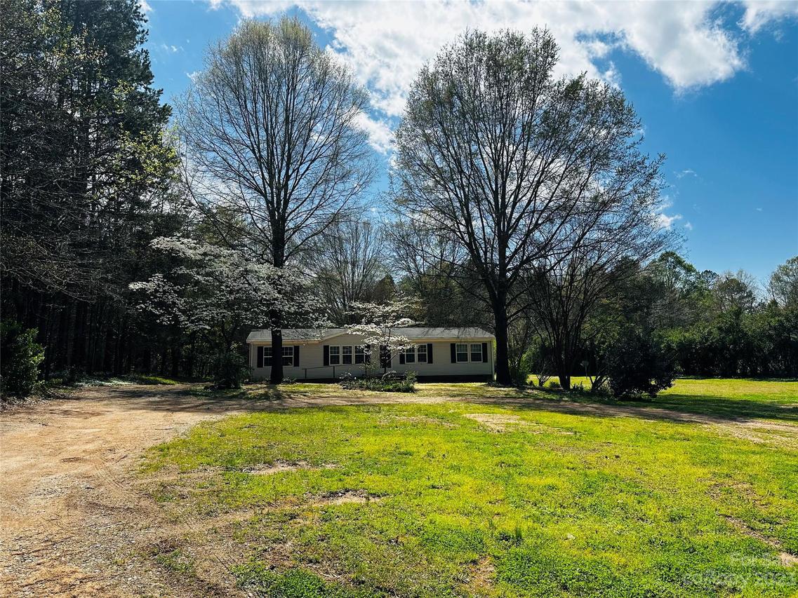 134 Browns Hill Ln., Mooresville, NC 28115