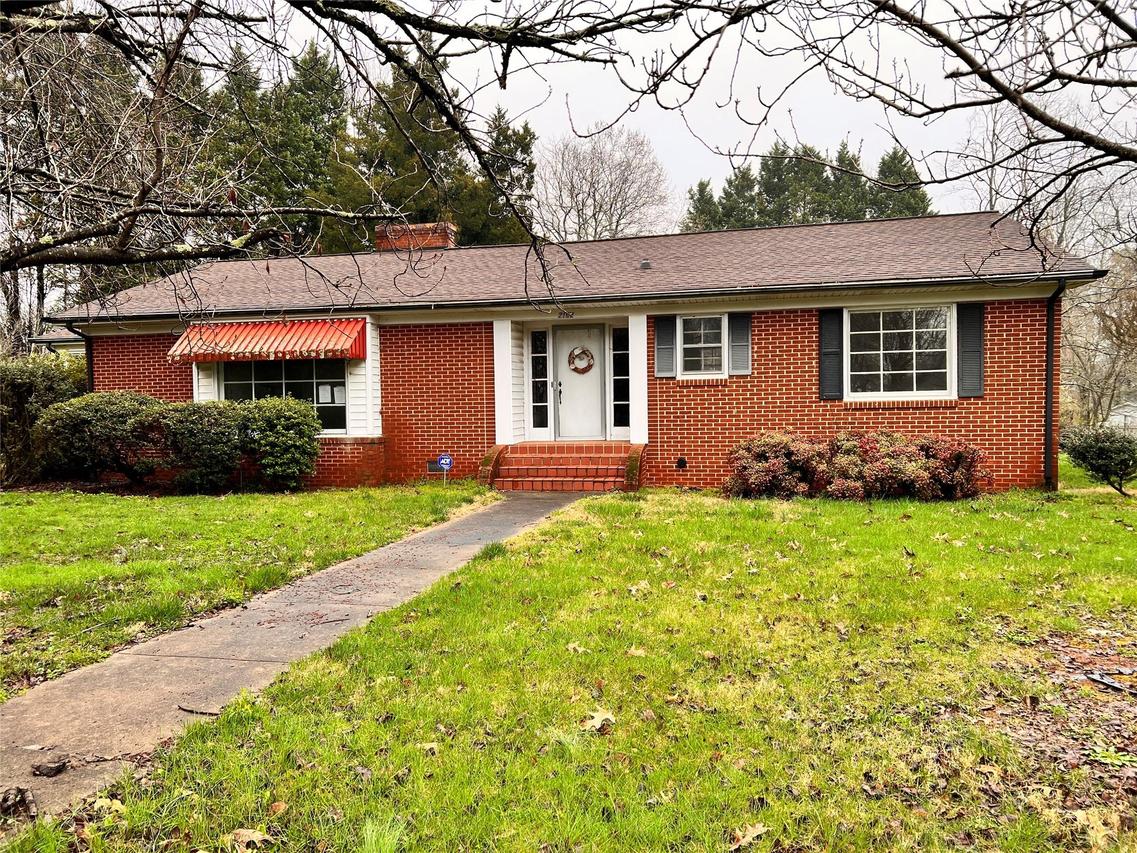 2102 Old Mountain Rd., Statesville, NC 28625