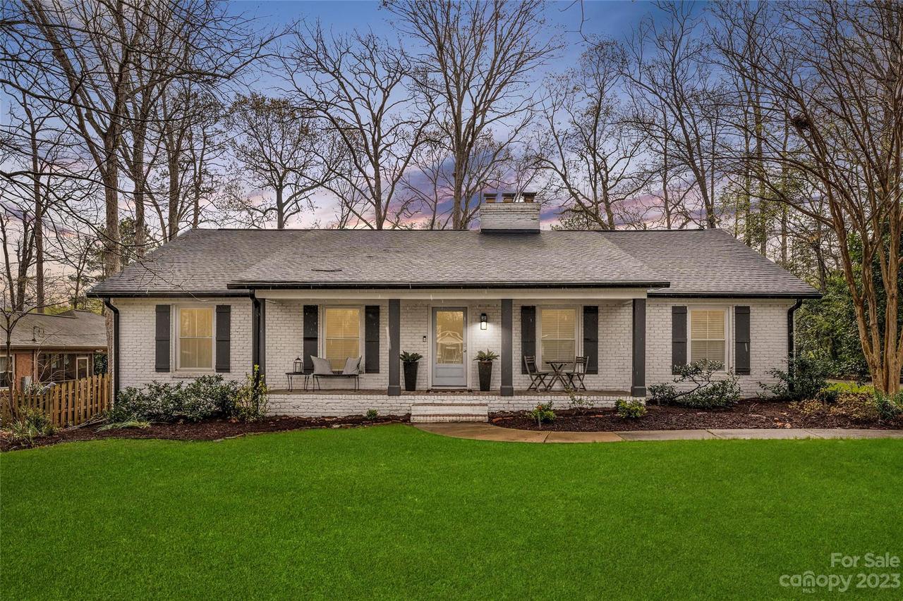 6610 Burlwood Rd., Charlotte, NC 28211