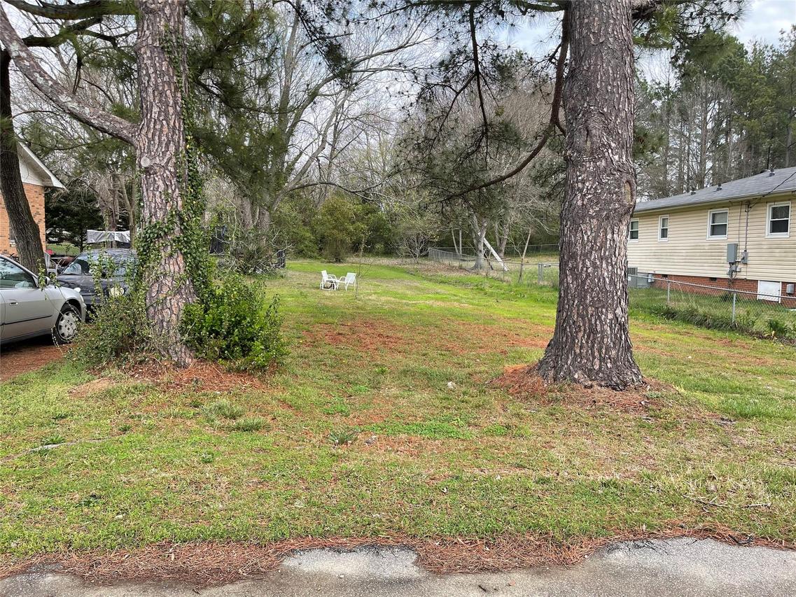 Victoria Ave., Monroe, NC 28112