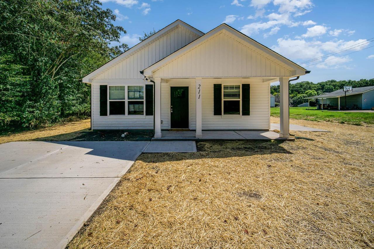 1718 Jones St., Statesville, NC 28625