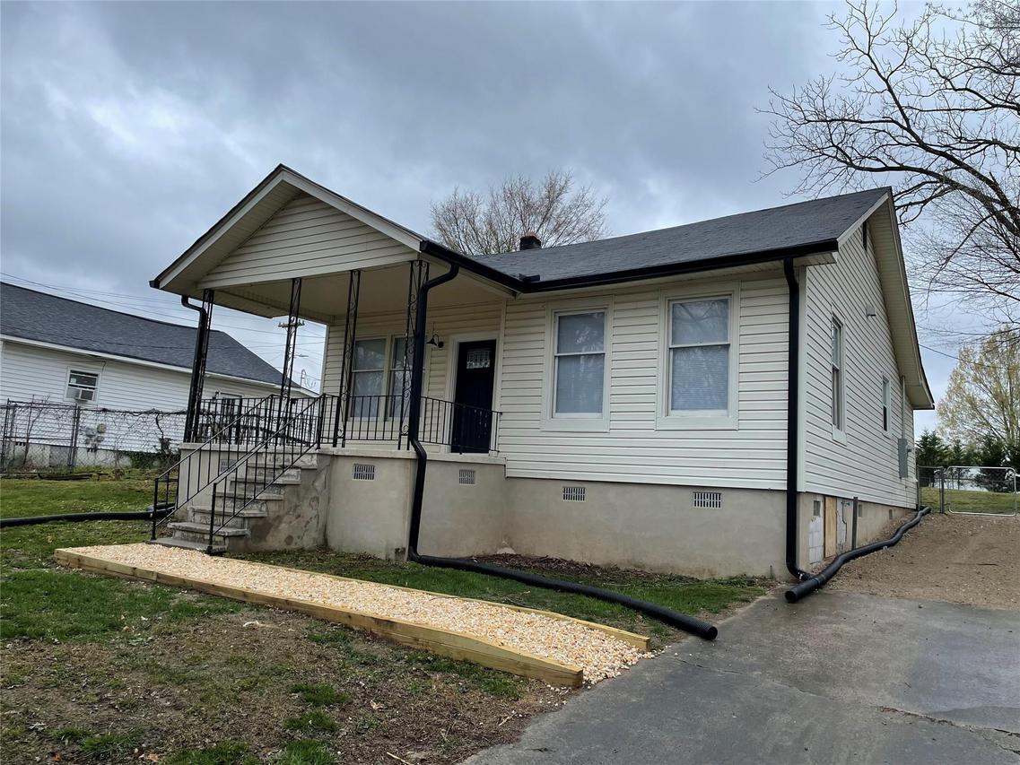 106 Ridge Cir., Gastonia, NC 28052