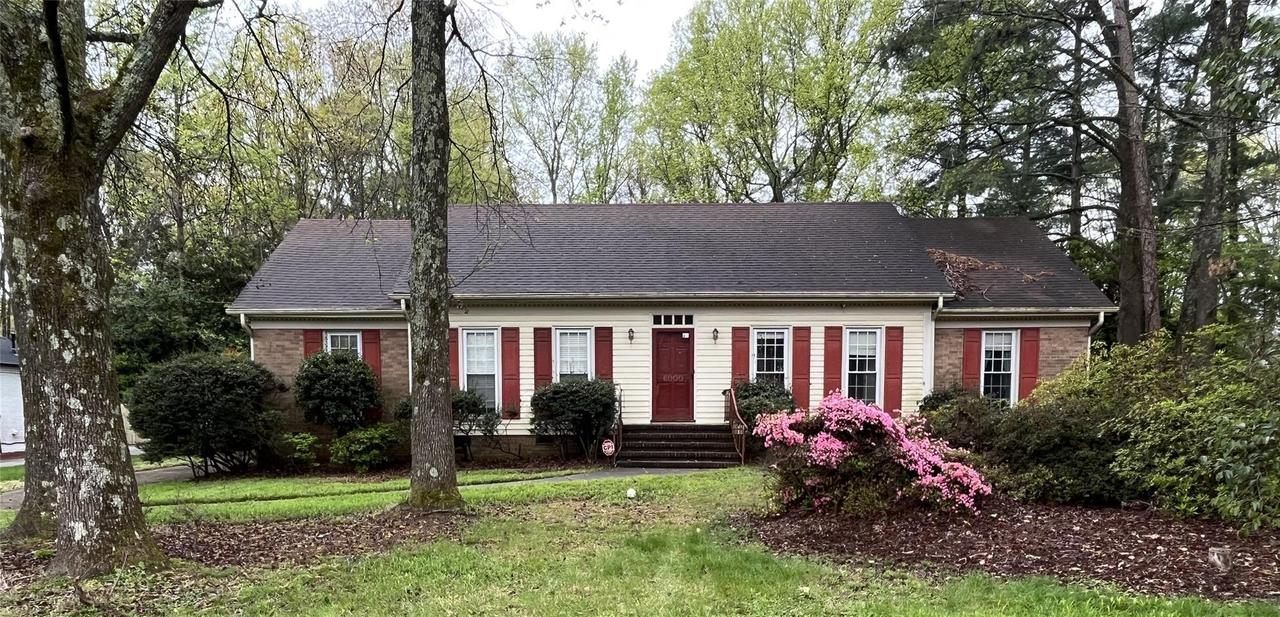 6000 Springhouse Ln., Charlotte, NC 28211
