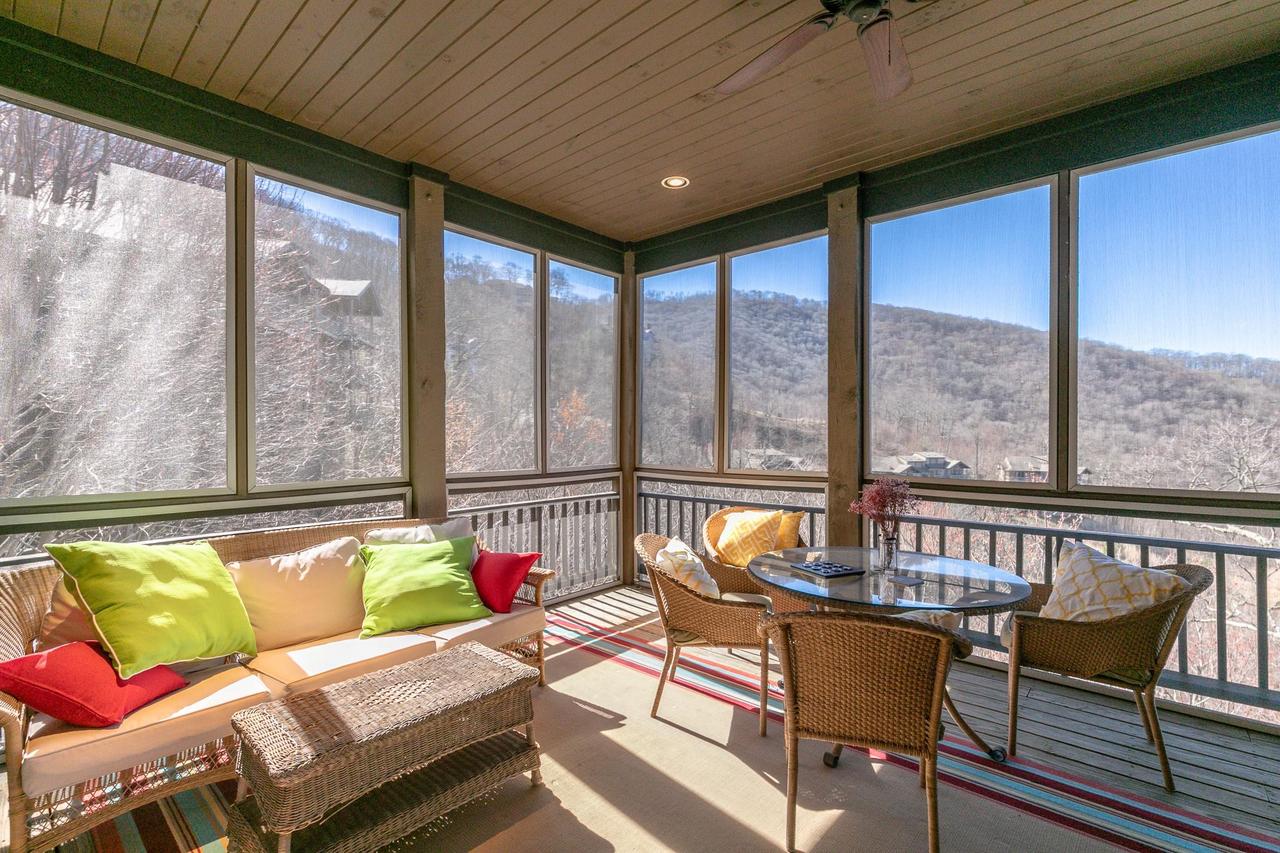 101 Spring Rock Rd. #B/1, Burnsville, NC 28714