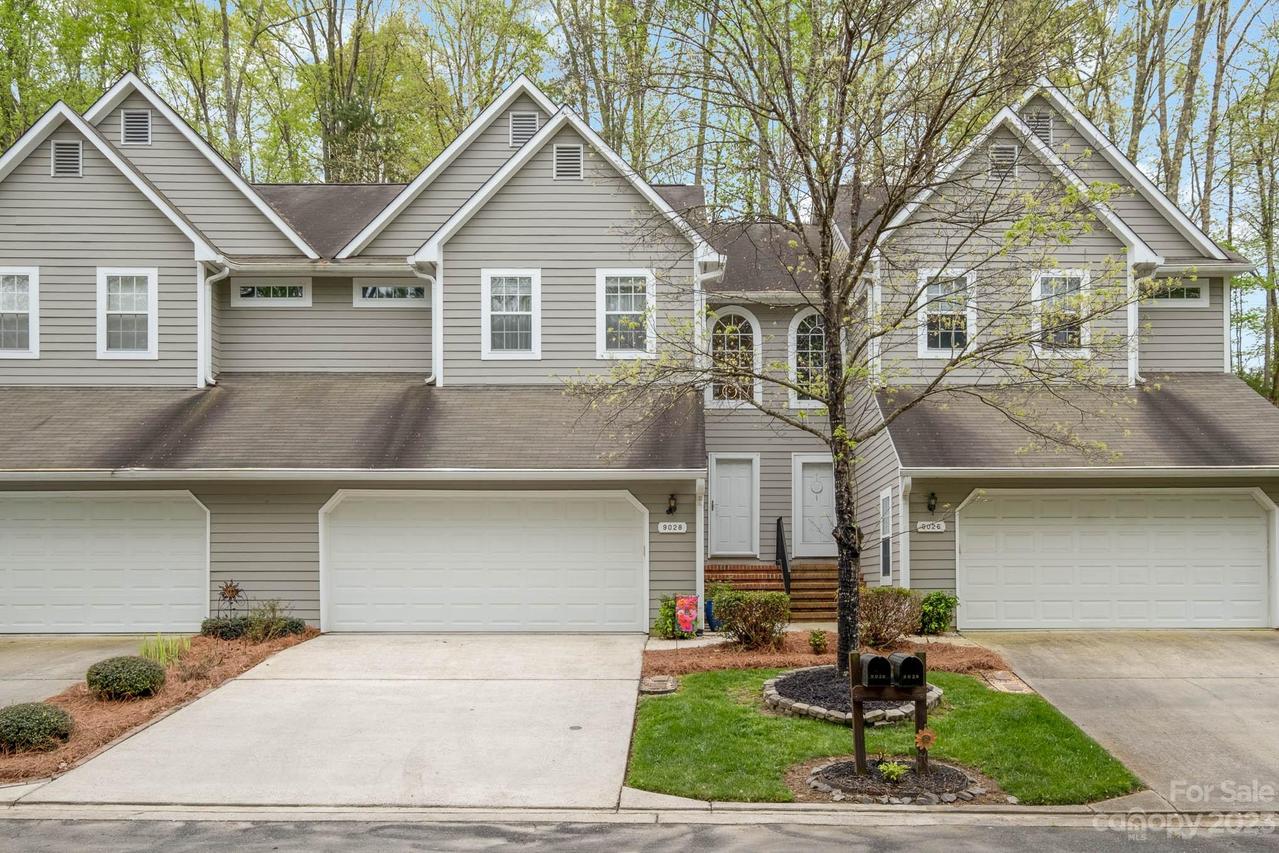 9028 St Pierre Ln., Charlotte, NC 28277