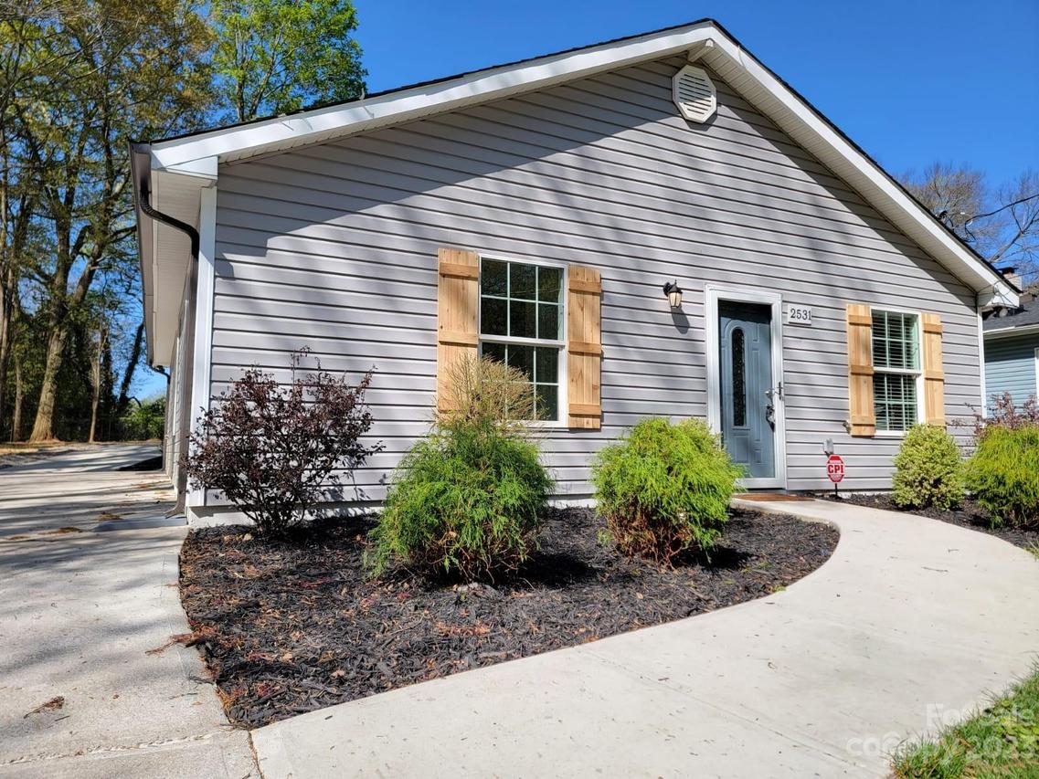 2531 Darren Dr., Gastonia, NC 28054