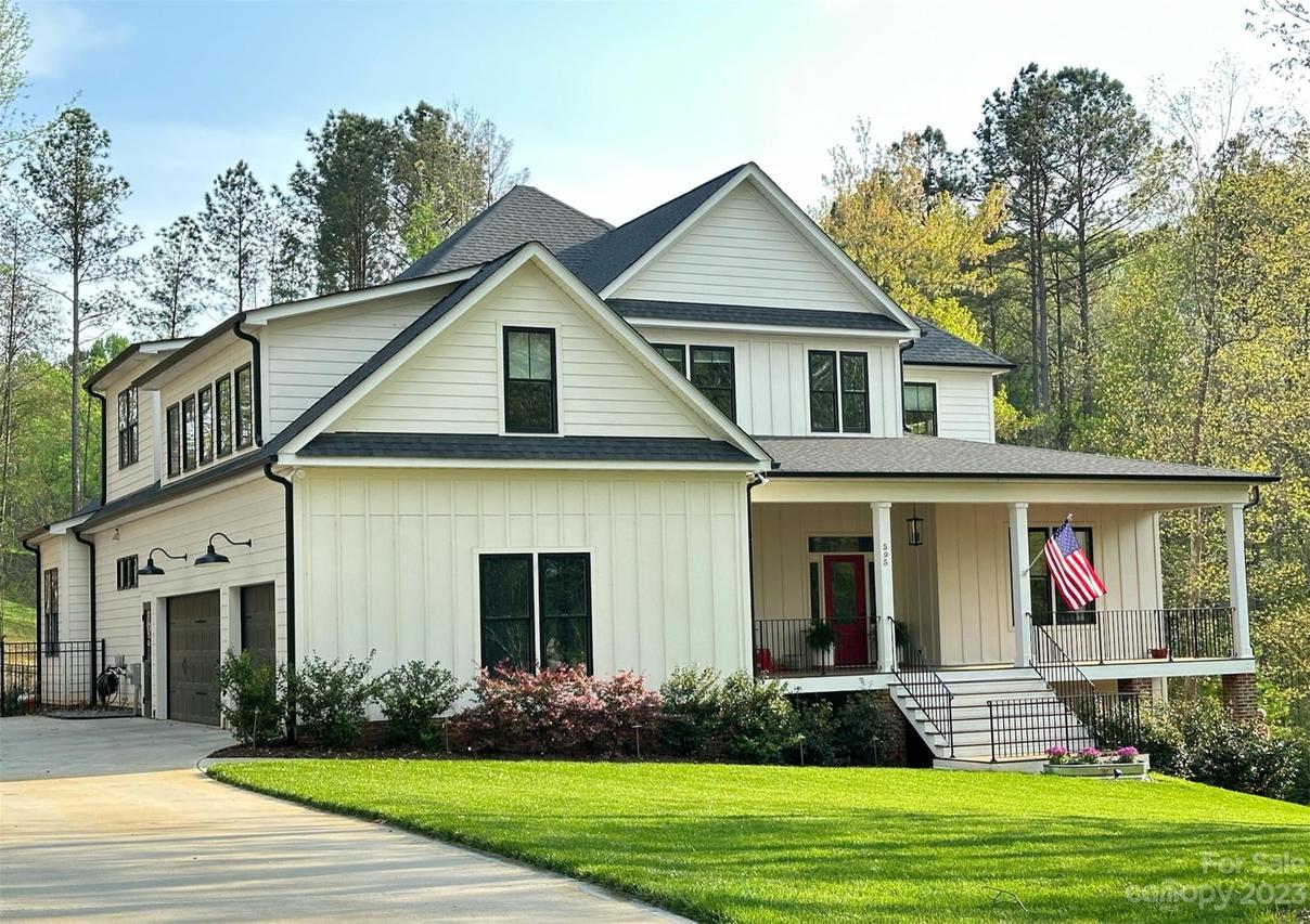 595 Normandy Rd., Mooresville, NC 28117