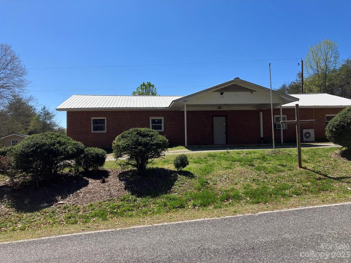 250 Old Ross Rd., Forest City, NC 28043