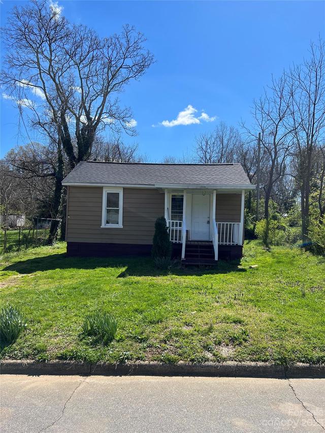 343 W Raleigh Ave., Statesville, NC 28677