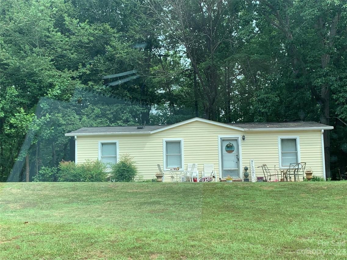 125 Ivey Ostwalt Rd., Statesville, NC 28677