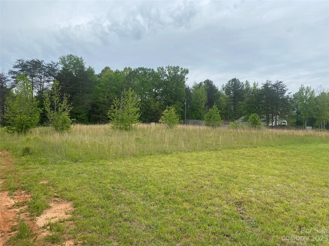 143 Cottontail Ln. #10, Statesville, NC 28677