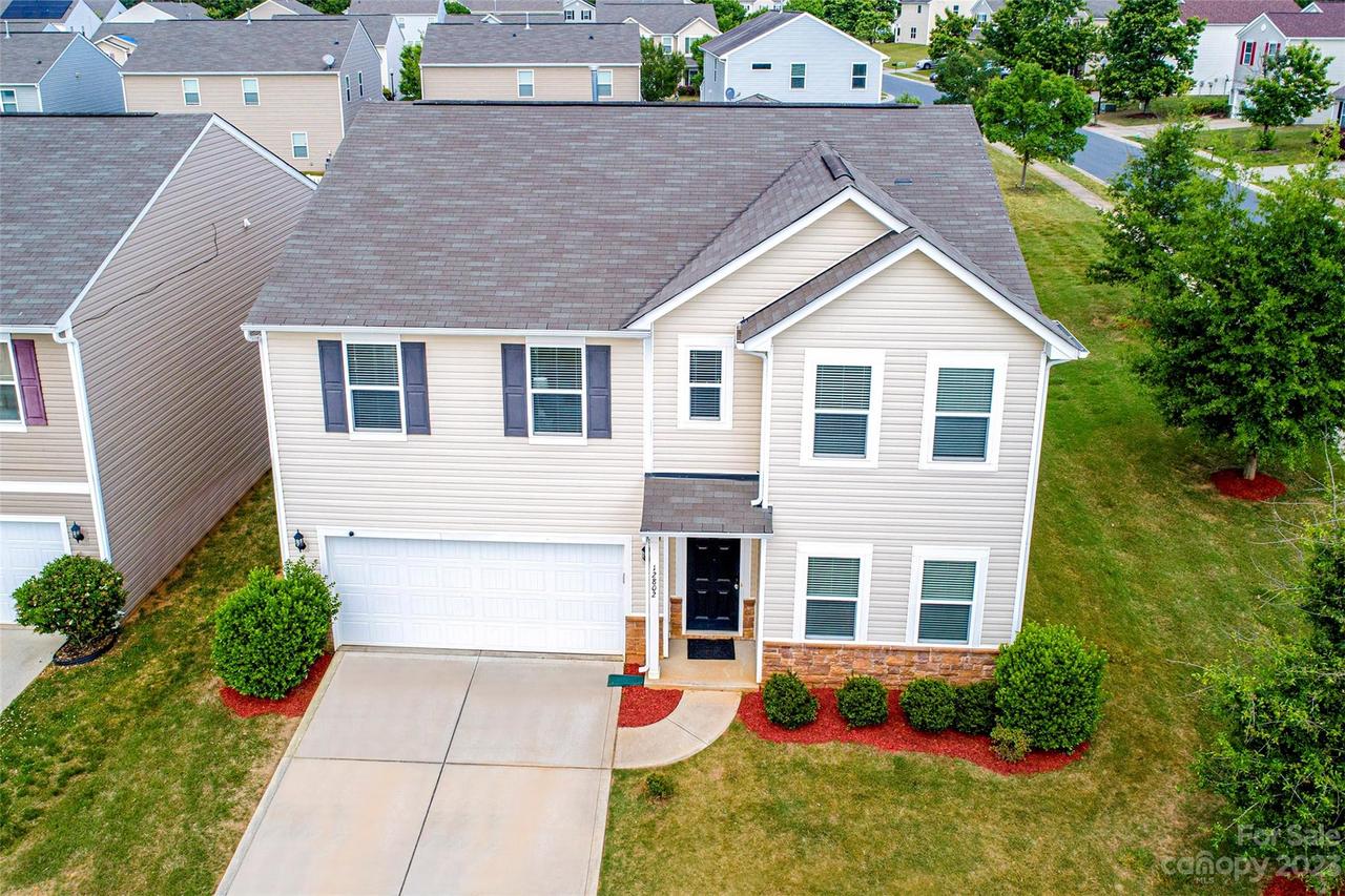 12802 Longstraw Rd., Charlotte, NC 28227