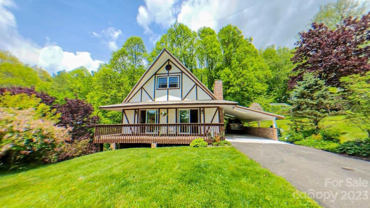 199 Benfield Rd., Crossnore, NC 28616