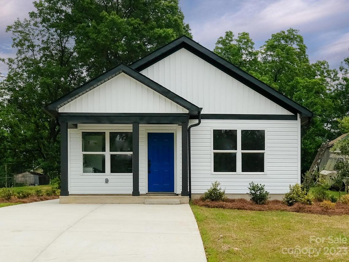 3412 Mable Hubbard Dr., Charlotte, NC 28208