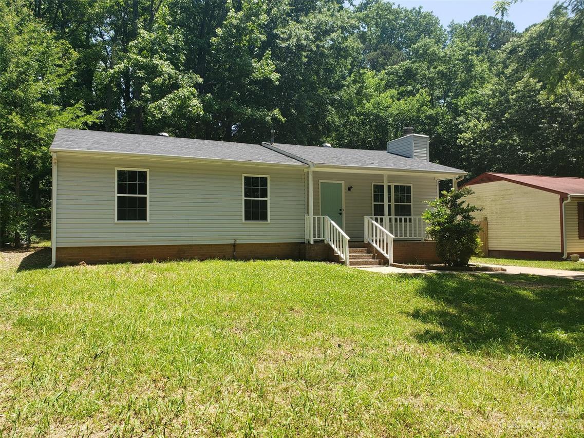 1325 Cheshire Ave., Charlotte, NC 28208