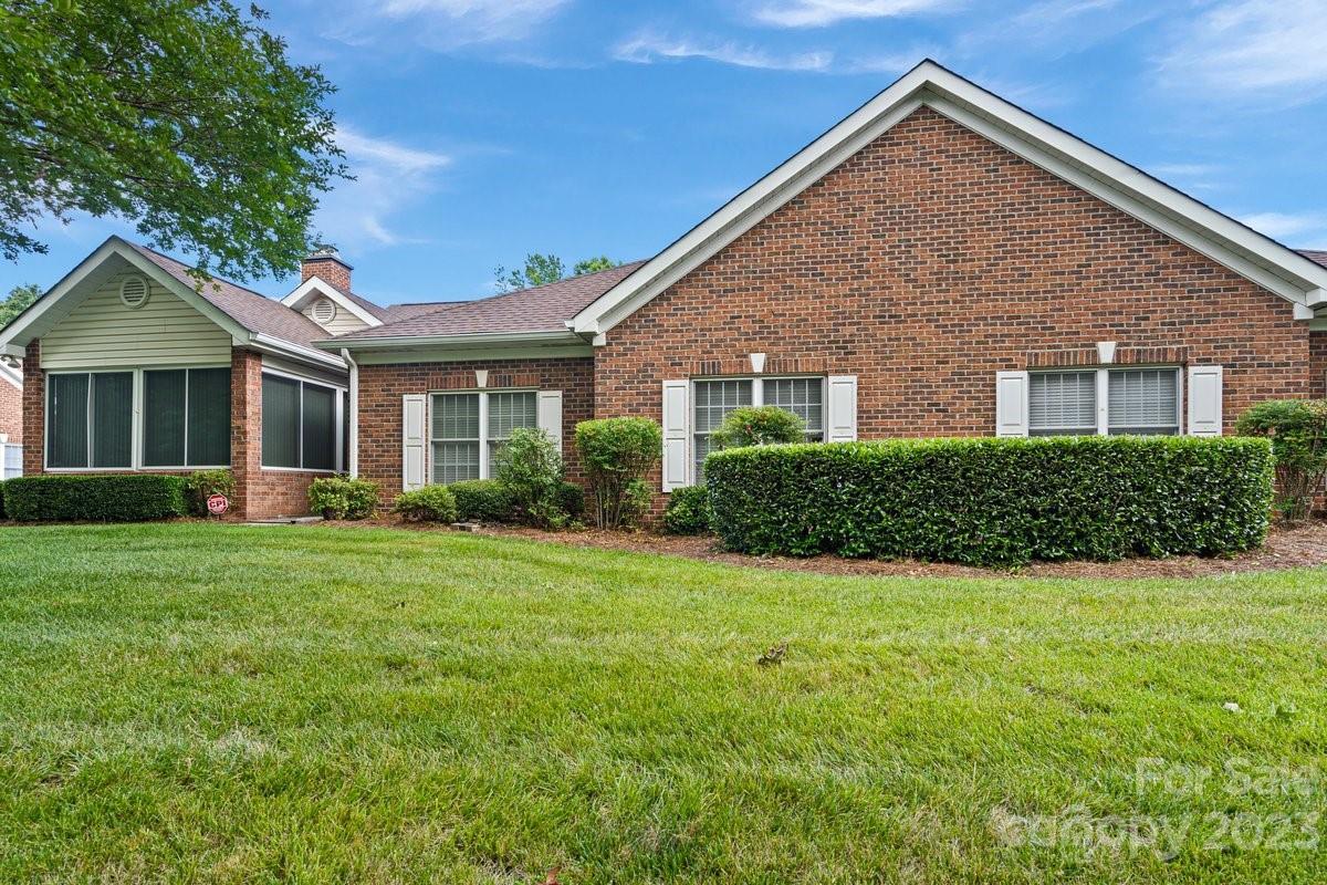9039 Grand Oak Dr., Charlotte, NC 28277