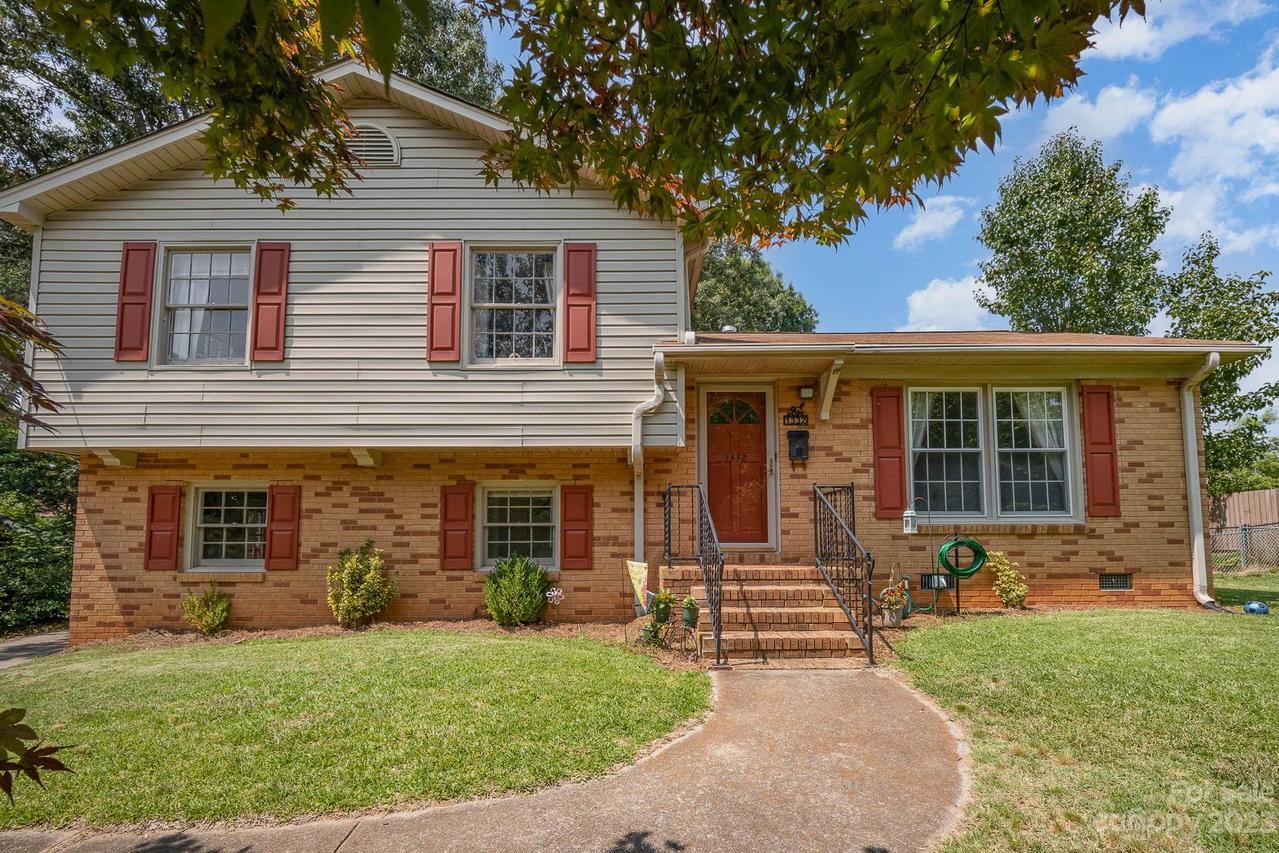 1332 Princeton Ave., Gastonia, NC 28054