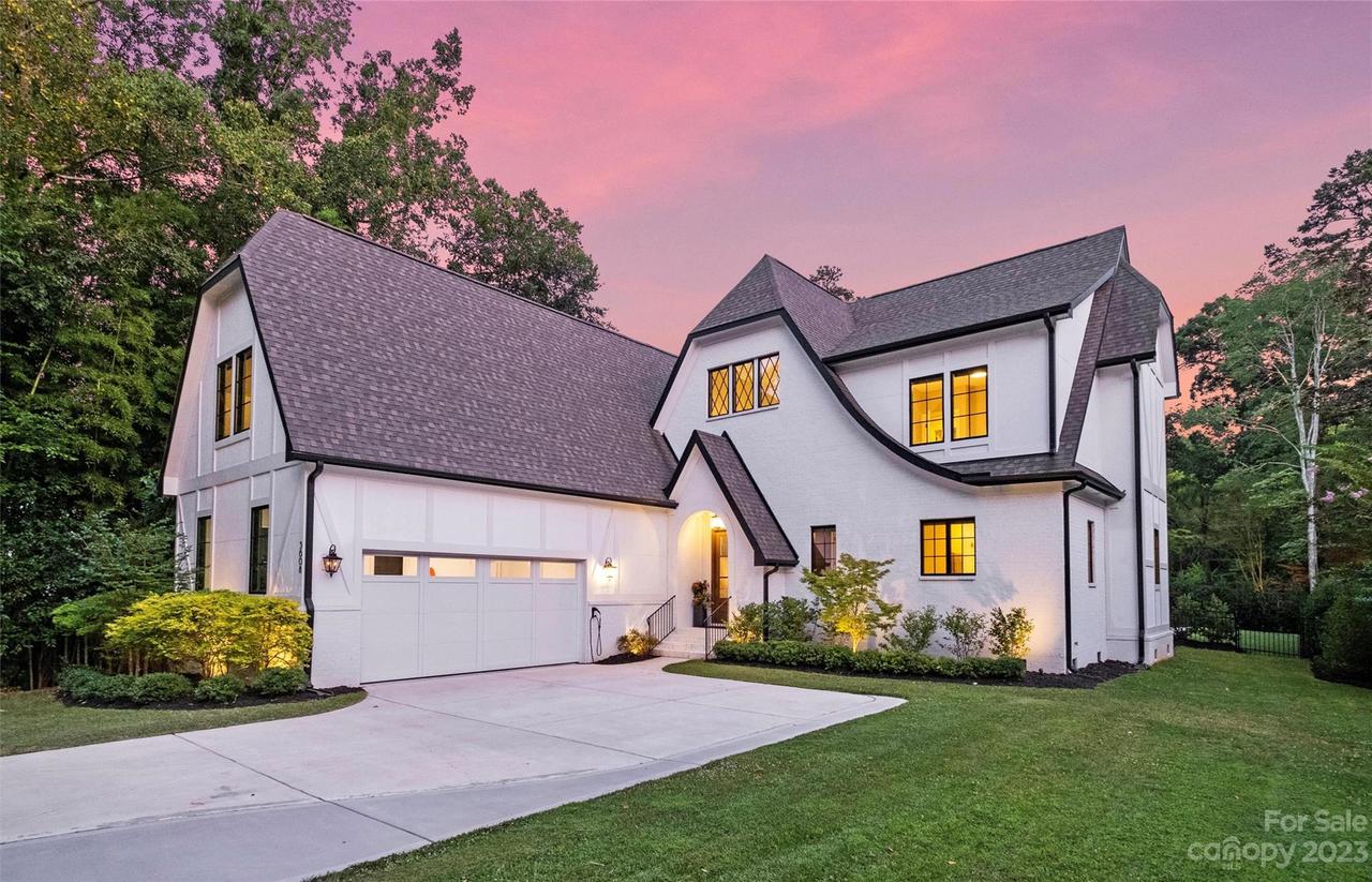 5608 Closeburn Rd., Charlotte, NC 28210