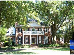 2719 Tanglewood Ln., Charlotte, NC 28211