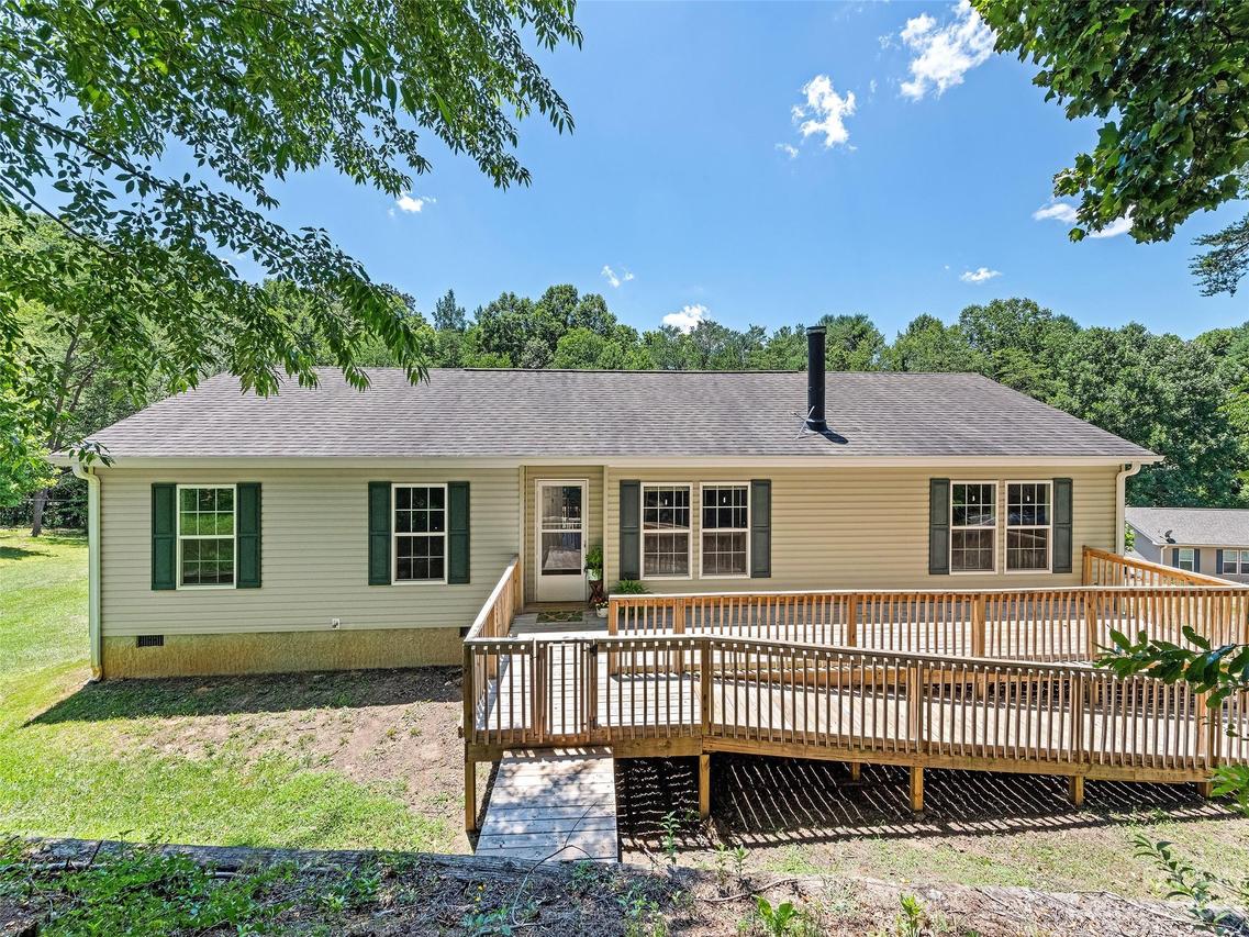 56 West Creek Dr., Alexander, NC 28701