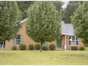 3105 Bobwhite Cir., Wingate, NC 28174